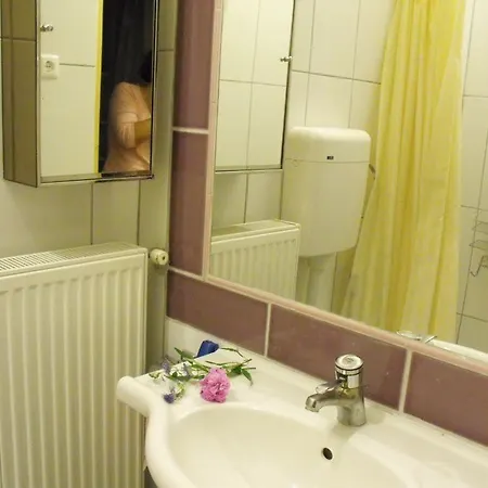 Arlekin Apartman *